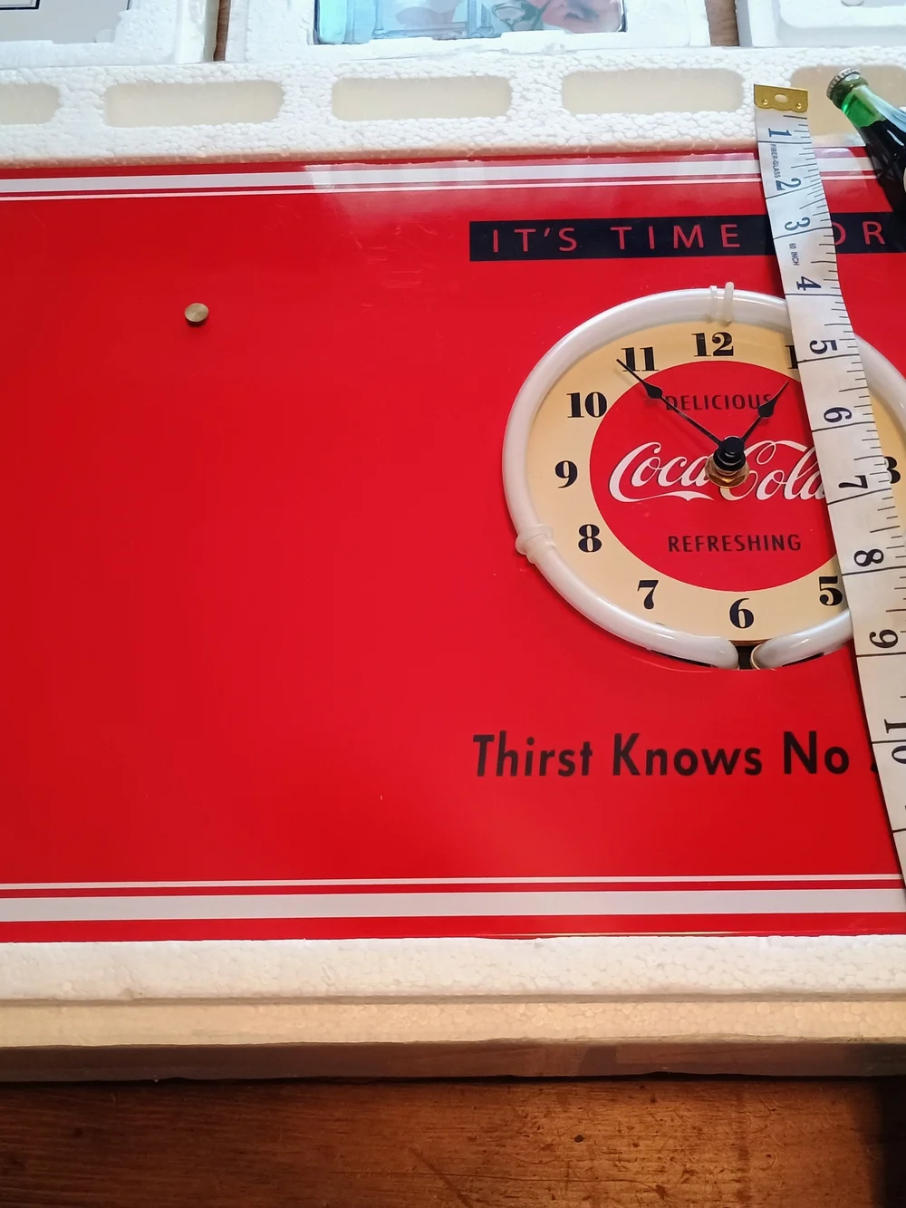 Bradford Exchange Coca Cola  Wall Clock Limited Edition W 5 Collectors Plates 09